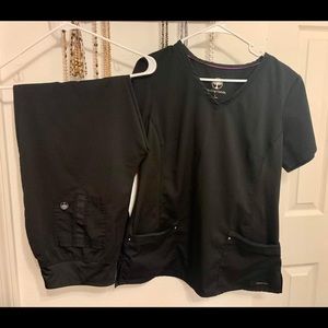 Healing Hands Large Black scrub set. $20